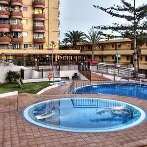 Torres Del Sol - Cristianos Apartment